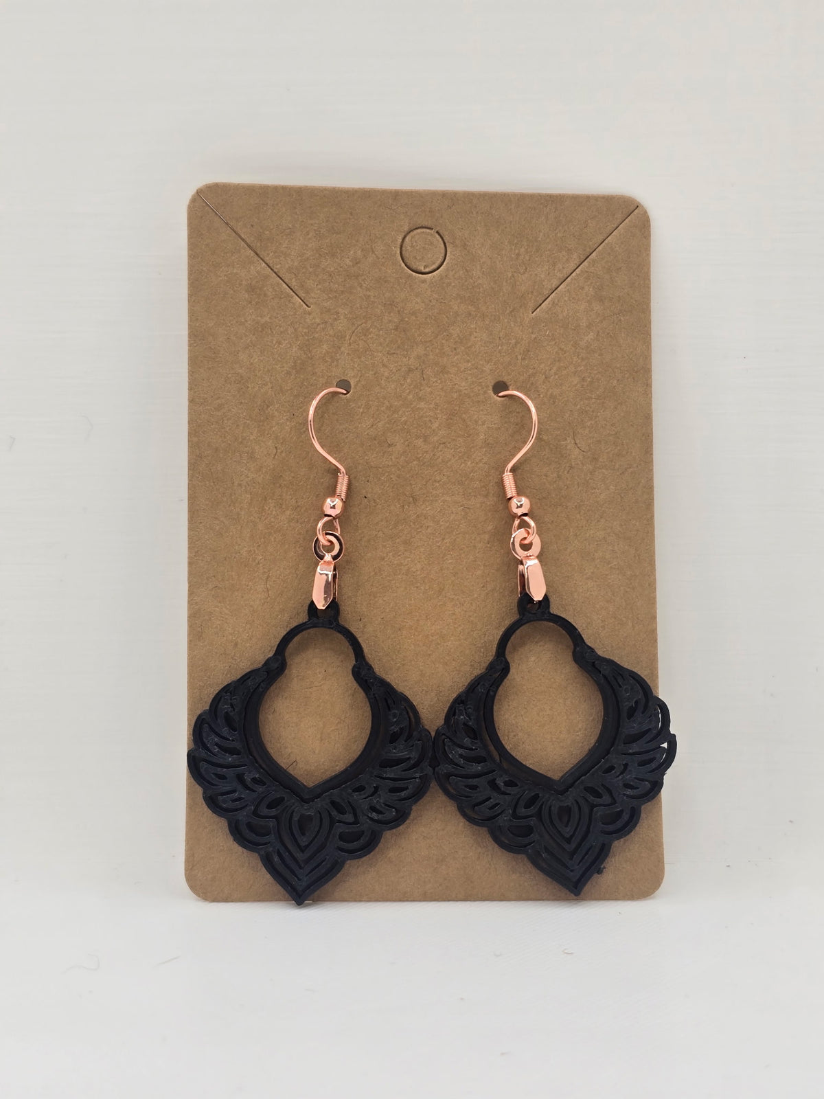 BLACK ELEGANT EARRINGS
