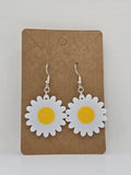 DAISY EARRINGS - SMALLER PETALS